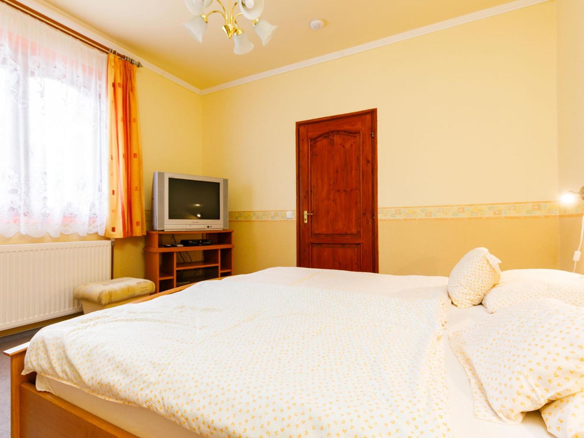 Holiday Home Narcisse By Interhome Balatonszarszo Extérieur photo